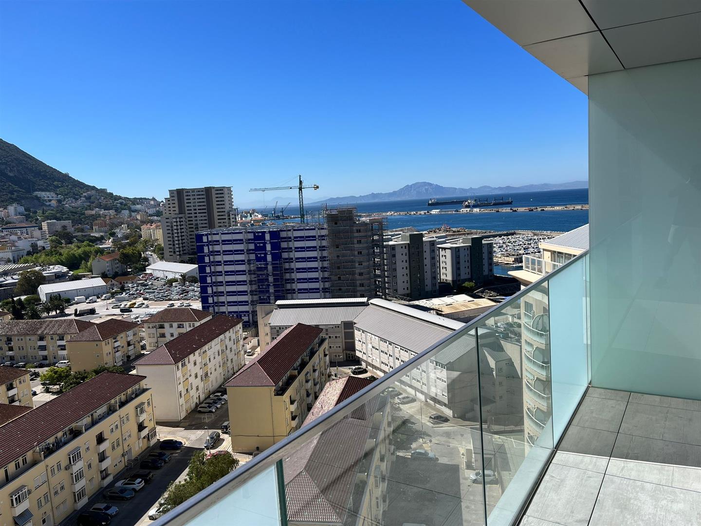  Image of Apartment - 1 Bathrooms for Rental in EuroCity-Gibraltar, Image 10